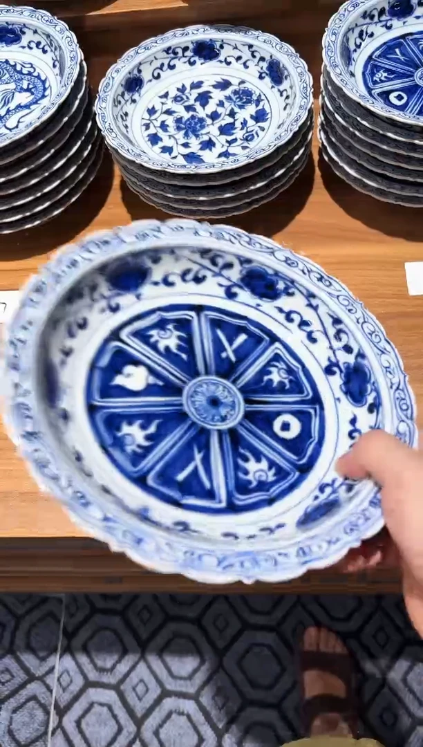 今天手机扫景德镇瓷器仓库