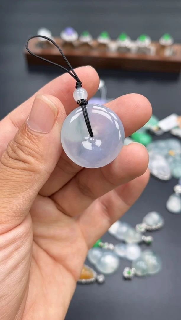 翡翠未镶嵌吊坠(不含链)彩****珊多人