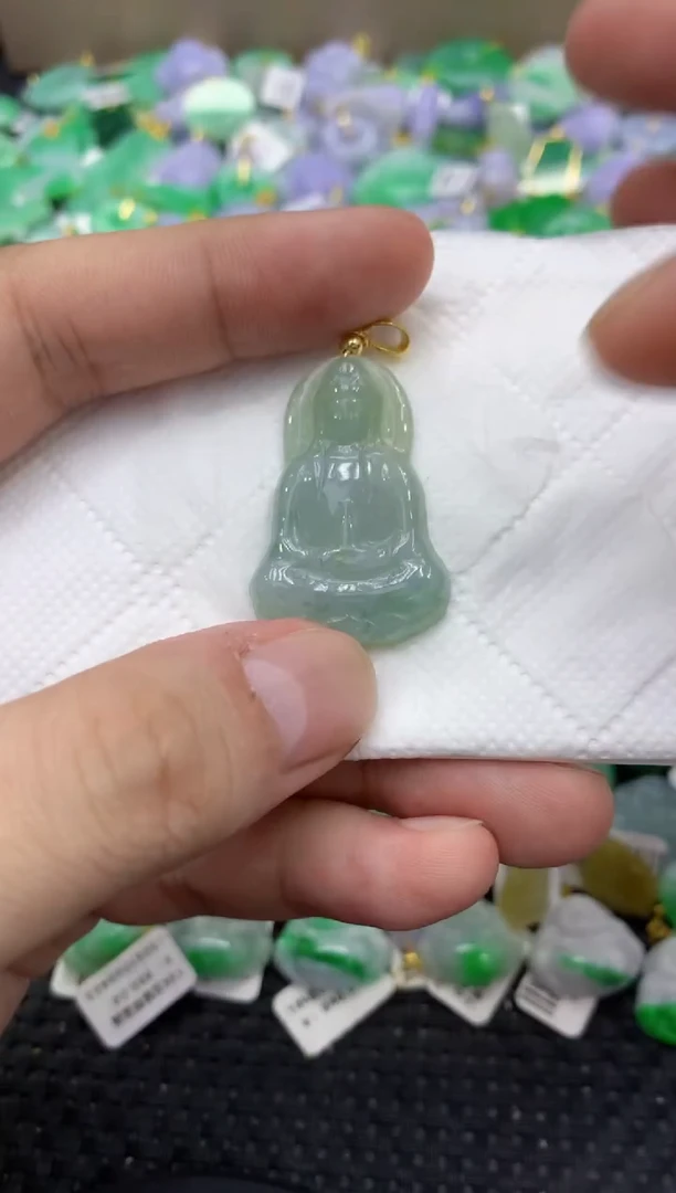 颈饰未镶嵌翡翠天然缅甸翡翠A货