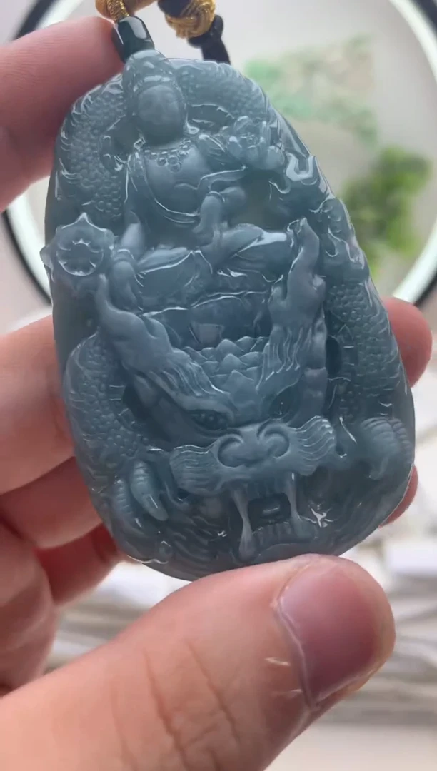 颈饰未镶嵌翡翠大势至