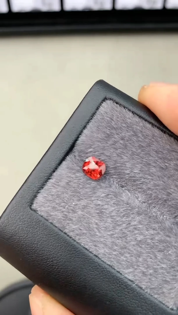 【闪购商品】定制尖晶石裸石未镶嵌0.96ct 枕型 暖色调