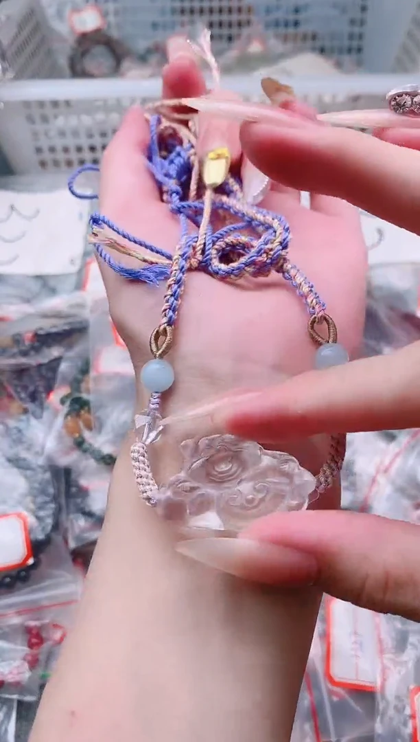 未镶嵌颈饰水晶多样性发拍一发一