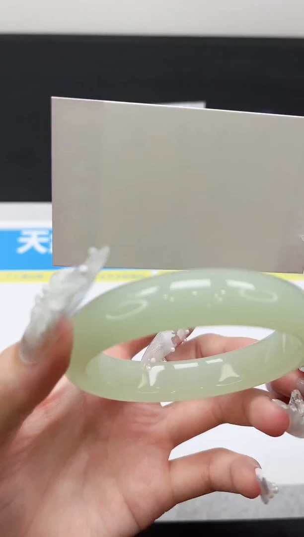 未镶嵌手镯石英质玉275-57.6