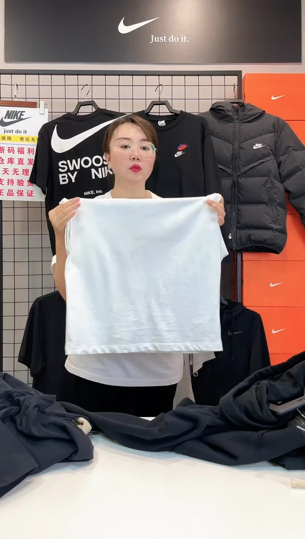 2882 白色纯棉短袖S码 100-120斤 不退换