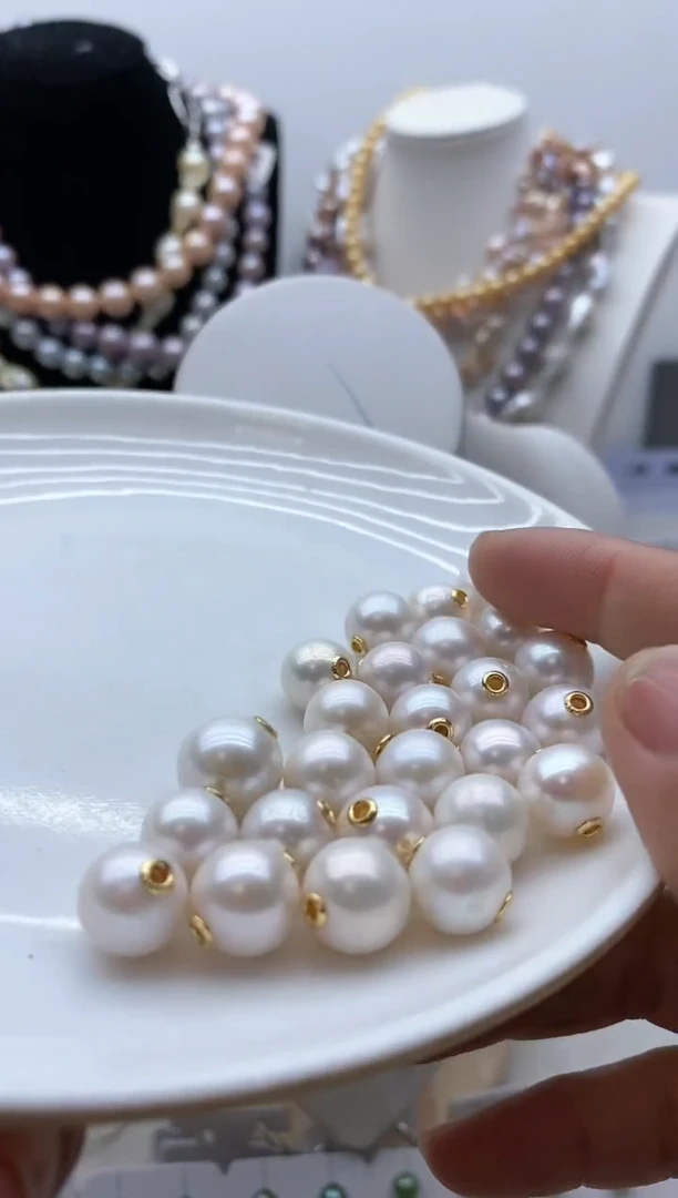 【闪购商品】淡水珍珠颈饰钛钢31