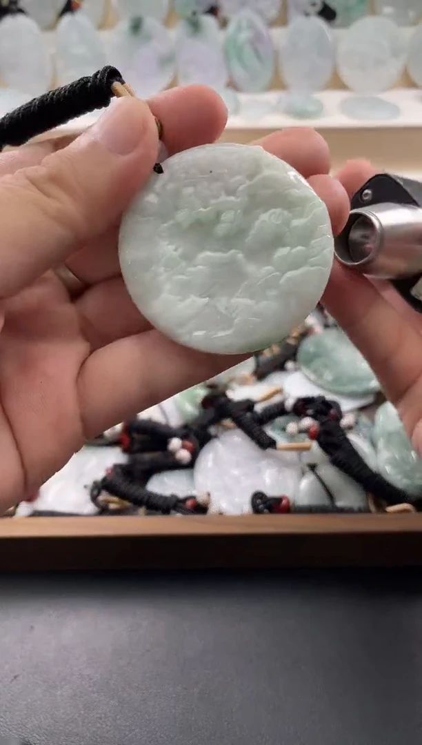 颈饰未镶嵌翡翠....10/12/.25