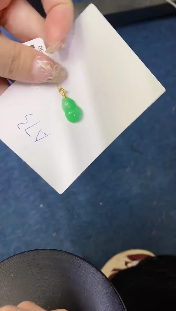 【闪购商品】翡翠颈饰18K金镶嵌0000000000