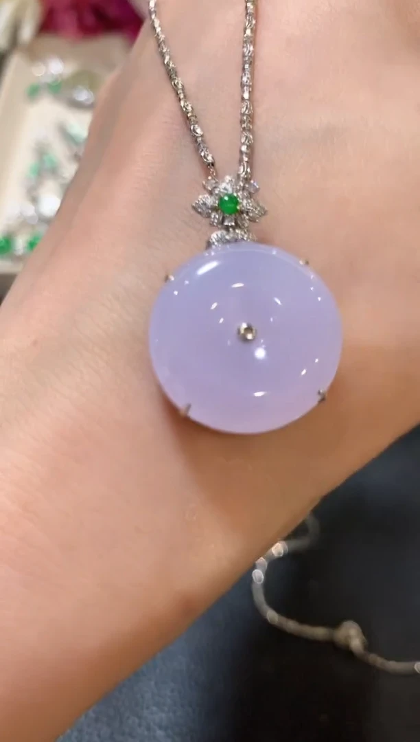 吊坠(不含链)18K金镶嵌翡翠n17  紫色有色差