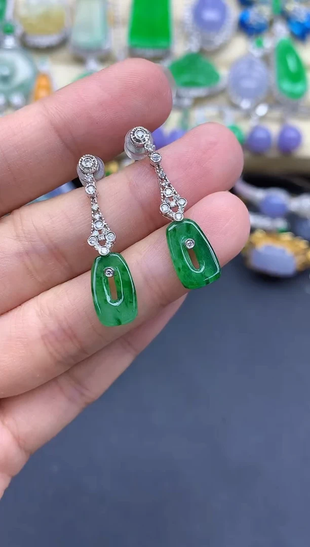 18K金镶嵌翡翠耳饰453-春日珠宝