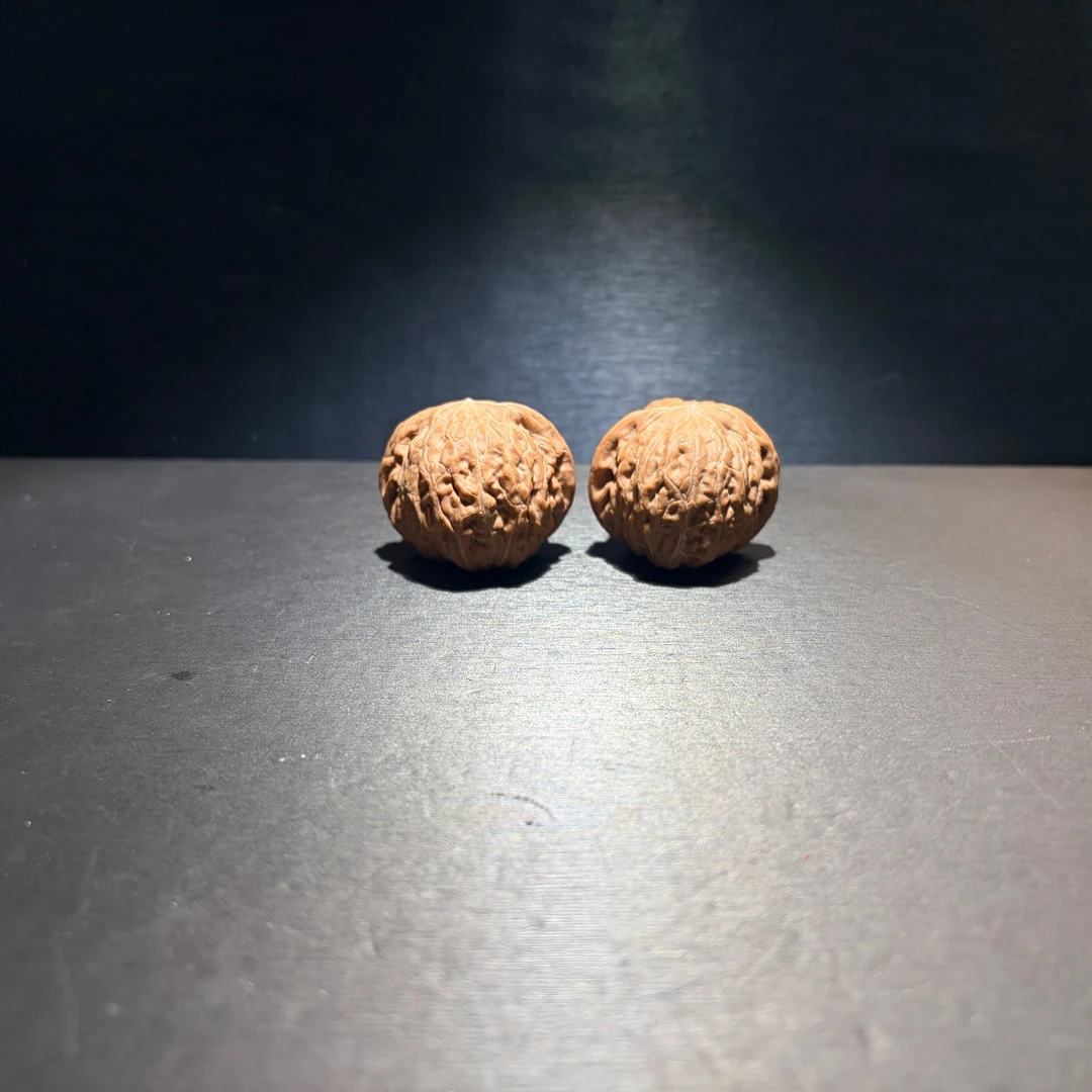 全品精对铁锤核桃（多样性发货发其一）对约35-37mm约40gB251119-03