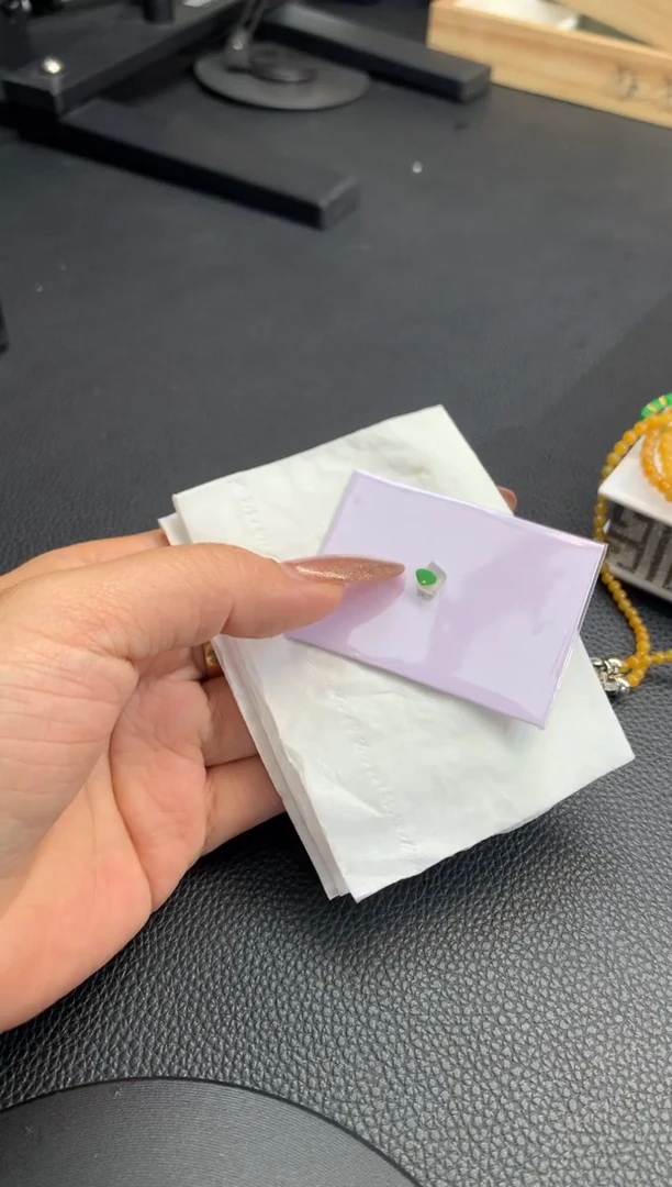 【闪购商品】定制翡翠未镶嵌翡翠