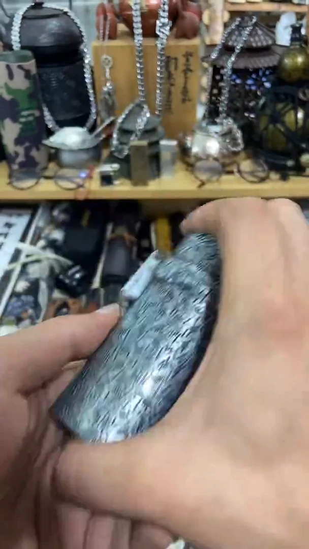 瓷片闪购商品  如图所示
