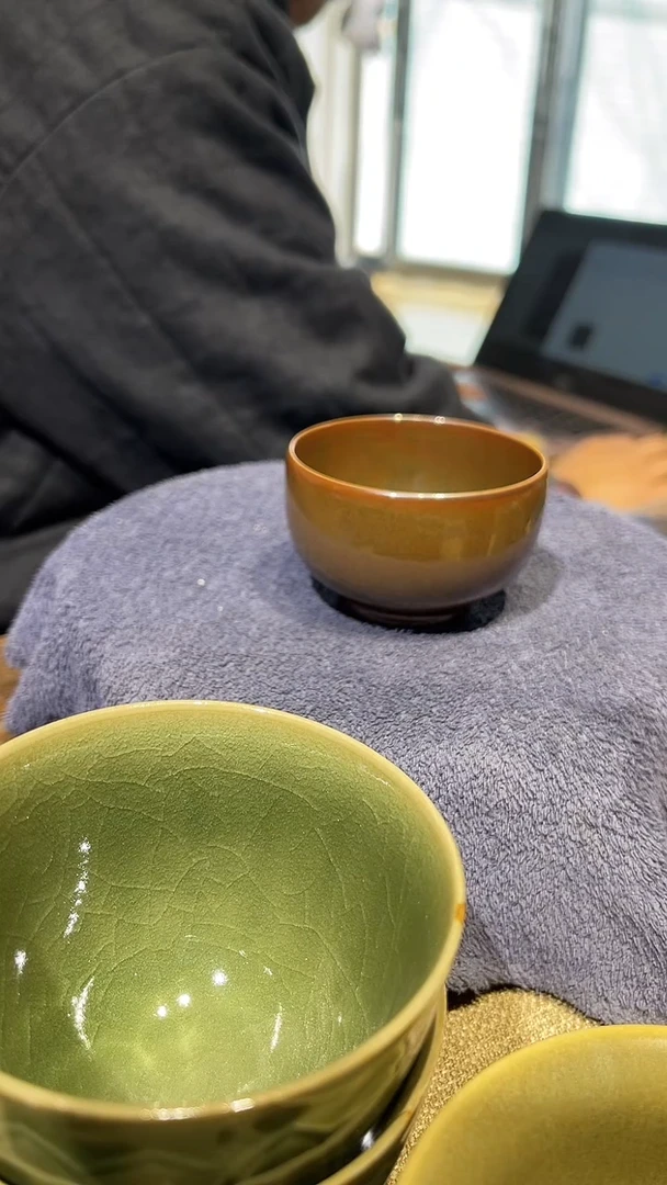 摆件瓷原生态原矿乌金罗汉