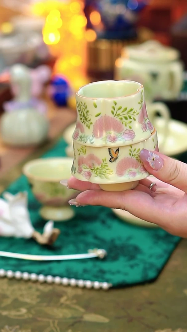 蝶恋合欢花四叶花口杯