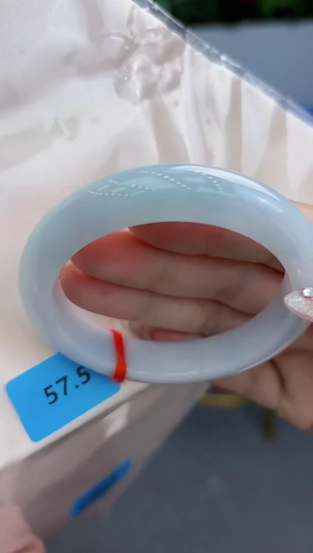 【闪购商品】翡翠手镯未镶嵌翡翠手镯