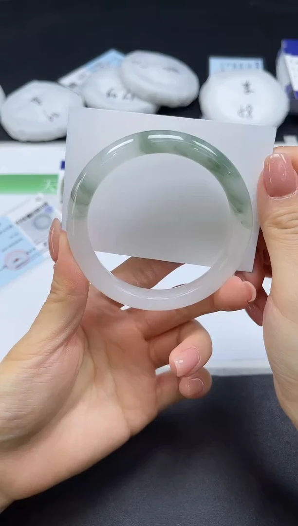 未镶嵌手镯石英质玉042-5758