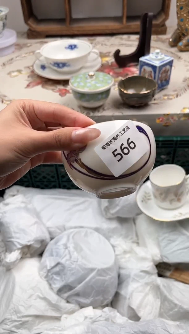 瓷片昕*P         566