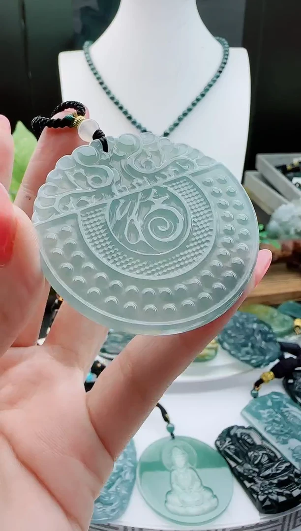 【闪购商品】翡翠颈饰未镶嵌多样性随机一件发货