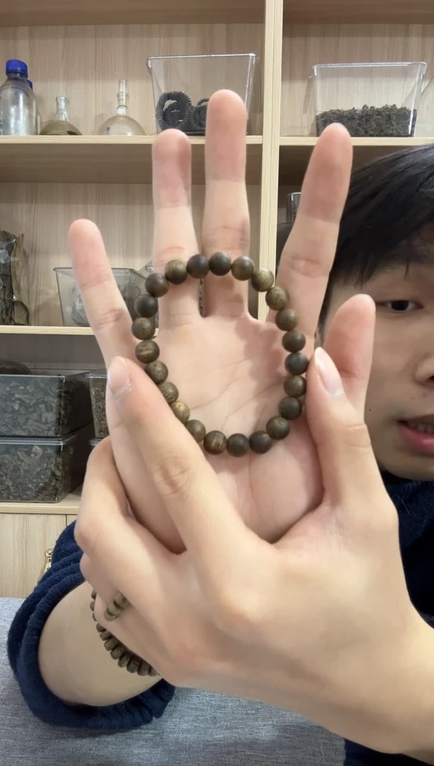 【闪购商品】沉香手串09圆珠单圈6克+ 多样性发其一