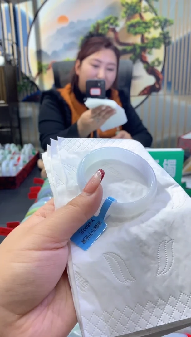 【闪购商品】翡翠手镯未镶嵌00000569