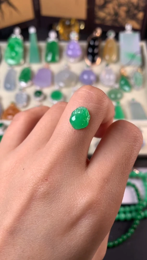 未镶嵌定制翡翠裸石（镶嵌定制）