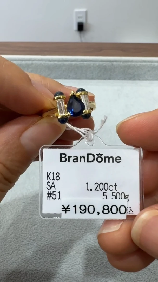 戒指蓝宝石18K金镶嵌戒指