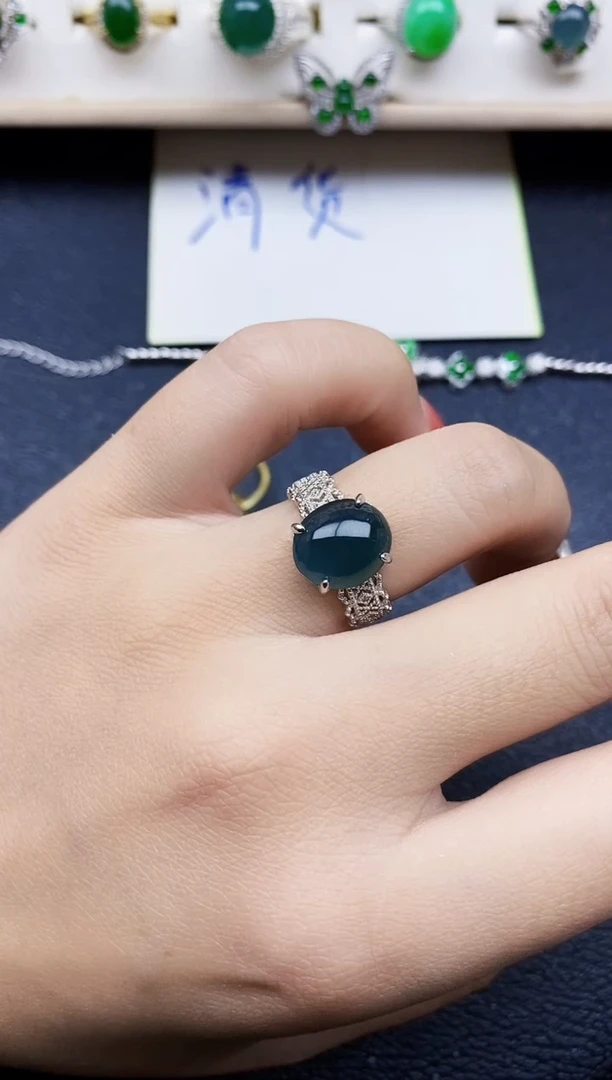 【闪购商品】翡翠戒指银S925镶嵌111111