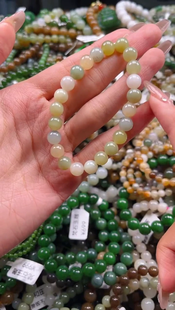 未镶嵌和田玉挂件1