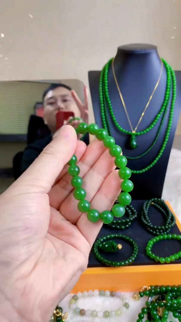 手链未镶嵌和田玉（碧玉）10