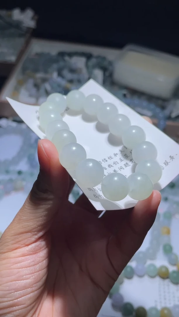 未镶嵌定制翡翠翡翠手串