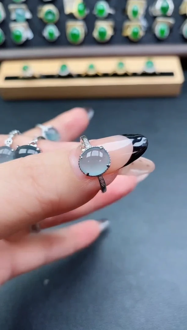 银S925镶嵌戒指翡翠1