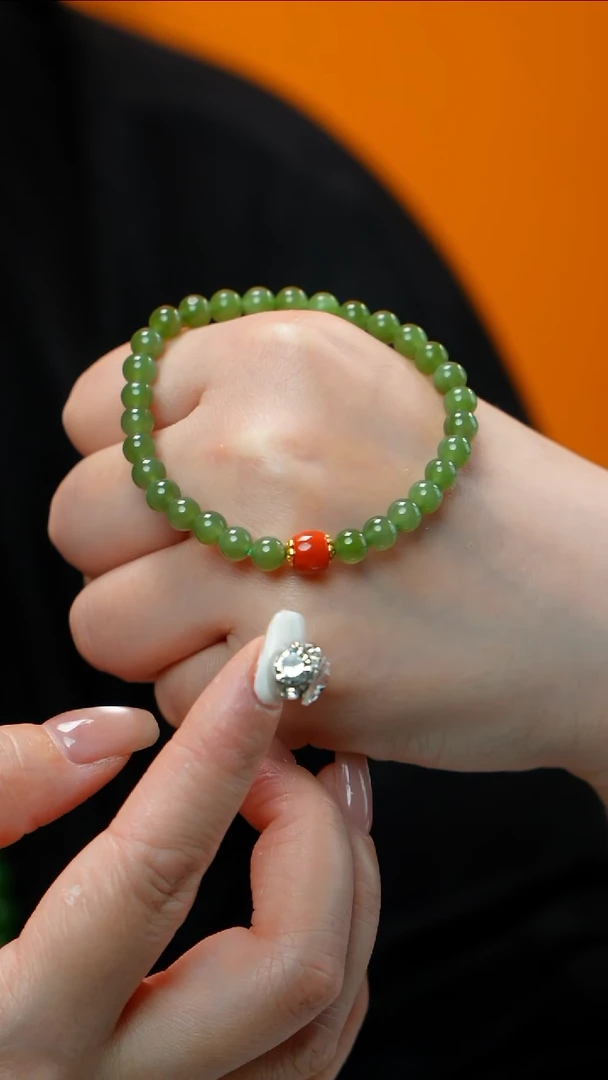 手串未镶嵌和田玉（碧玉）碧玉手链5-6mm多样性发其一