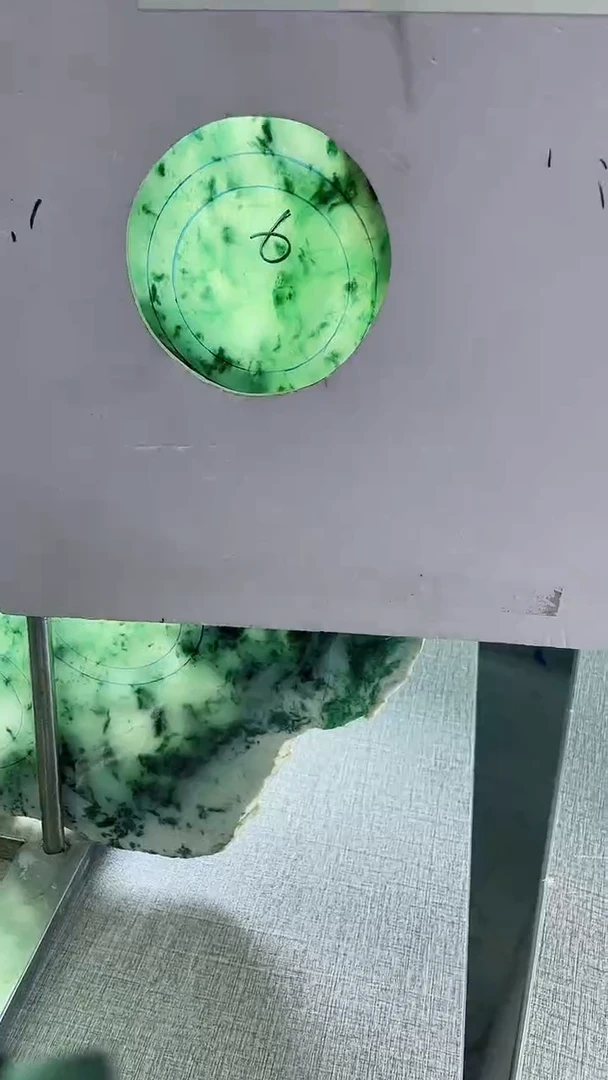 未镶嵌手镯定制翡翠兰*草定制