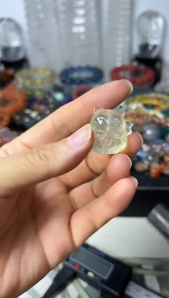 【闪购商品】水晶颈饰未镶嵌矿坑