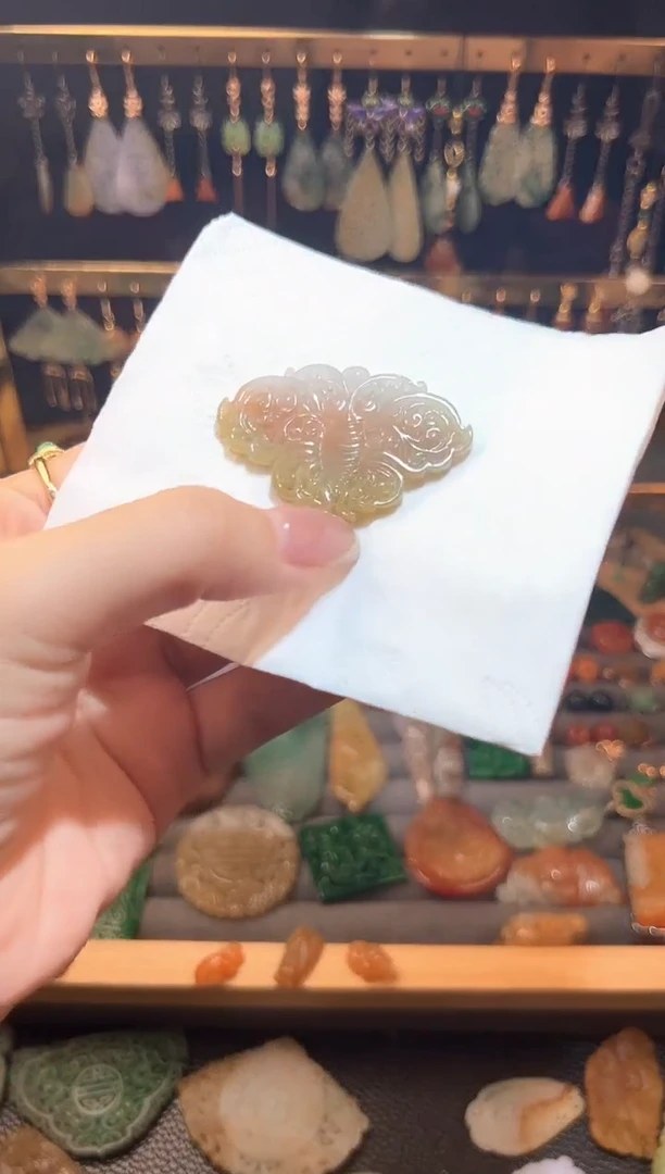 定制翡翠未镶嵌翡翠