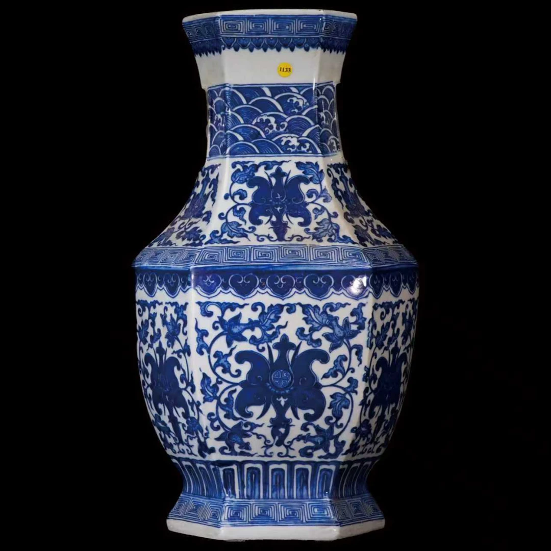 Lot52-C青花贯耳六棱-乾隆年制款h37.5-GW12280006001087