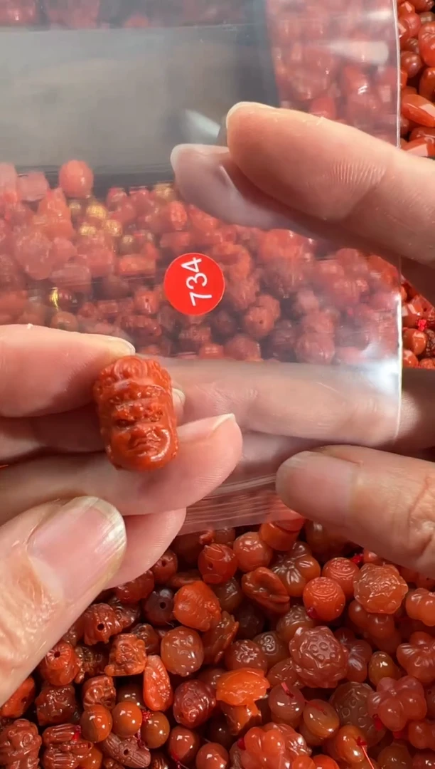 【闪购商品】南红玛瑙颈饰未镶嵌1