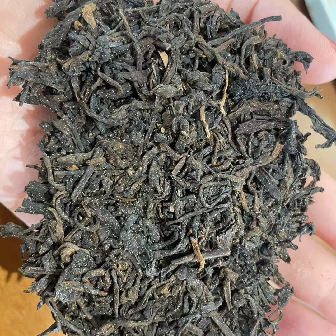 2011年陈香参韵六堡茶