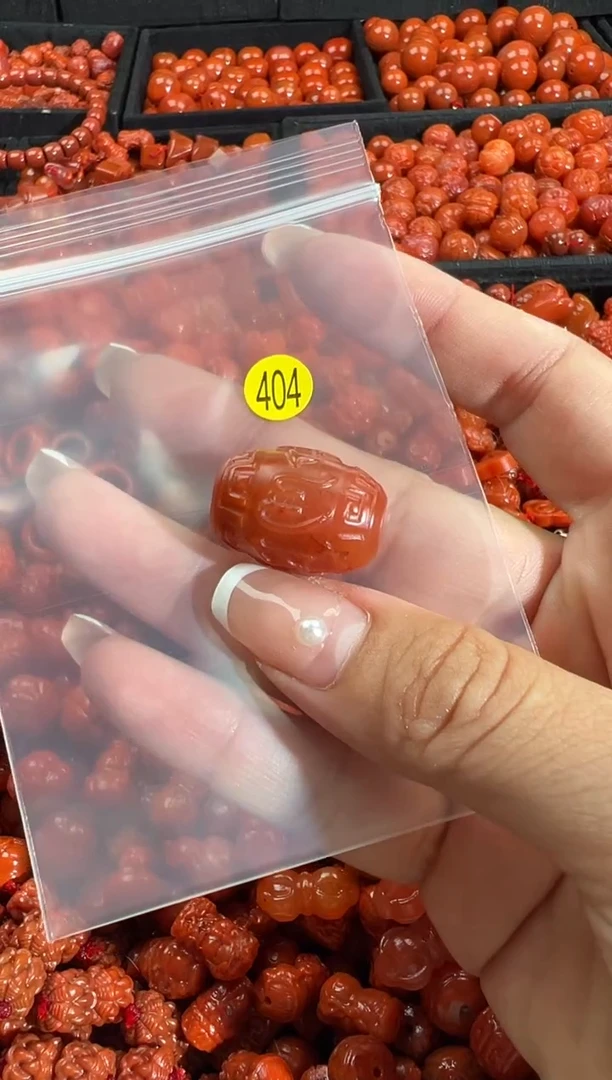 颈饰未镶嵌南红玛瑙1