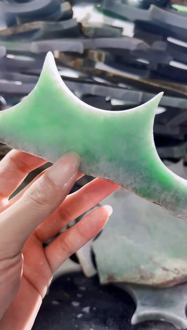 裸石翡翠缅甸翡翠A货陈8231