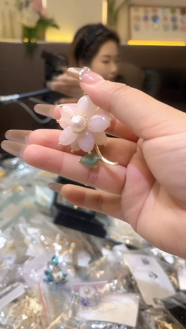 锆石铁合金精品饰界