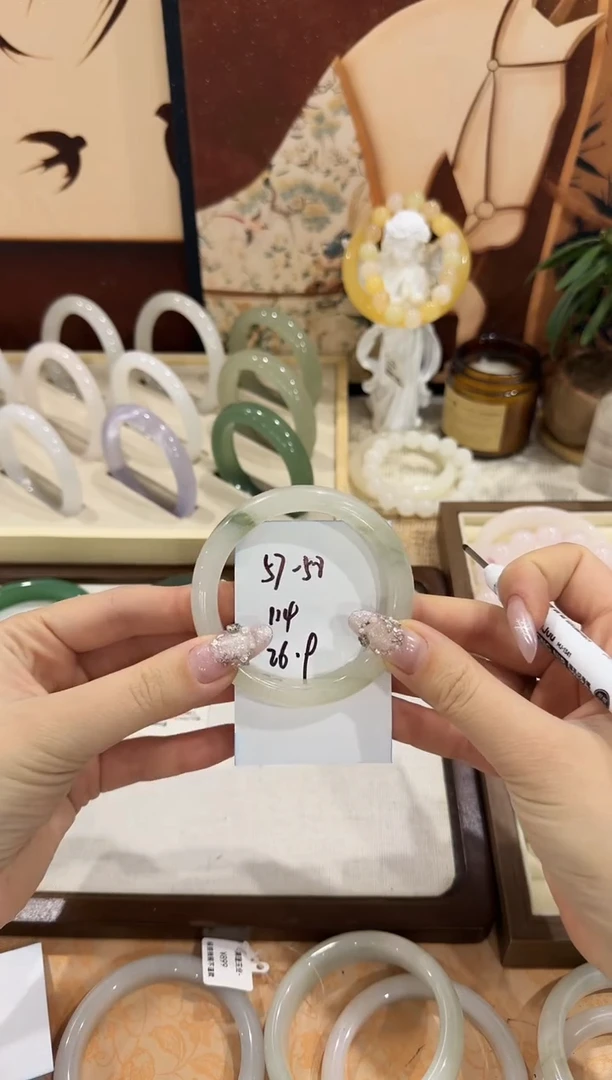 未镶嵌手镯石英质玉114//57-58