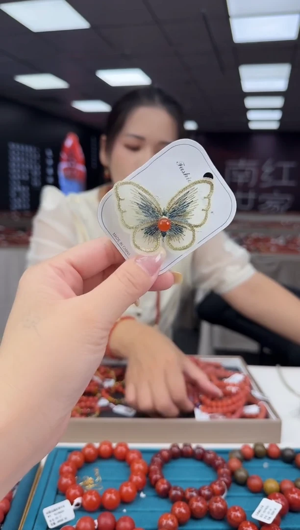 南红玛瑙胸针未镶嵌多样发其一/92200092