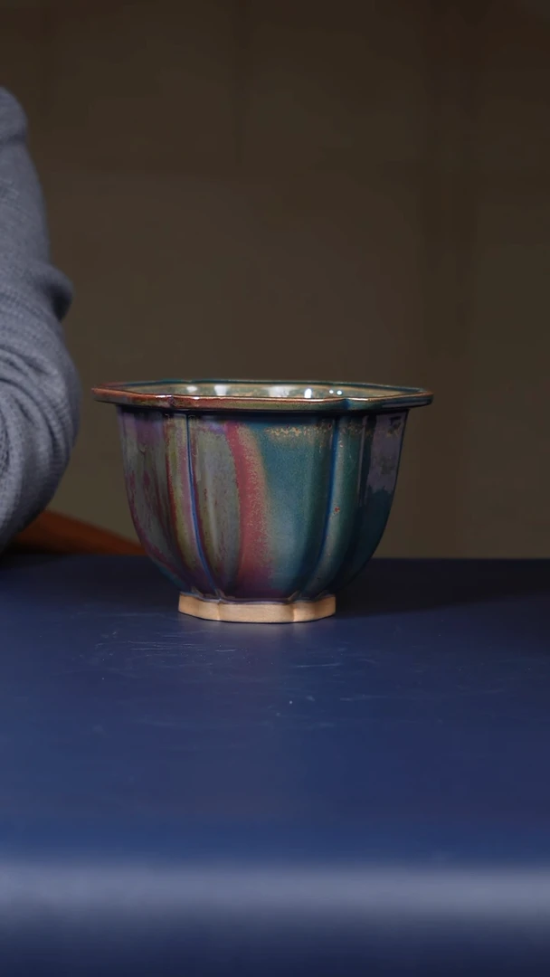 【闪购商品】摆件钧瓷炉钧釉葵口式花盆