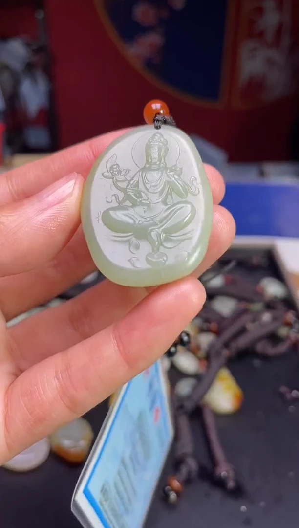 颈饰未镶嵌和田玉1