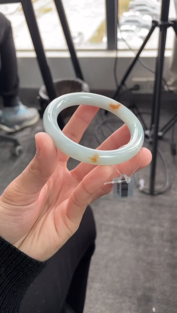 【闪购商品】翡翠手镯未镶嵌手镯