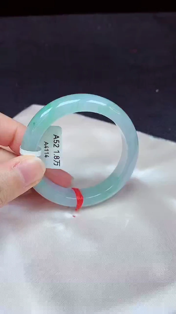 翡翠手镯未镶嵌镯子052+