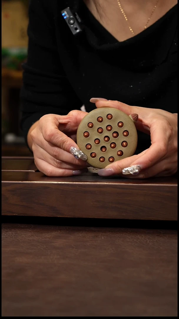 茶壶紫砂全手青段莲蓬盖至