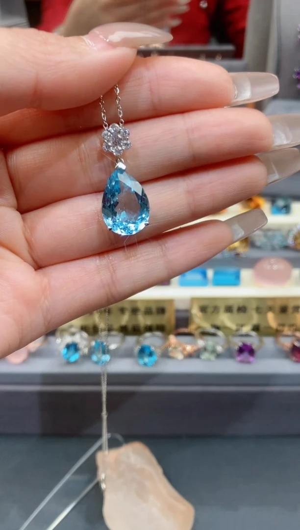 【闪购商品】托帕石吊坠银S925镶嵌托帕石吊坠