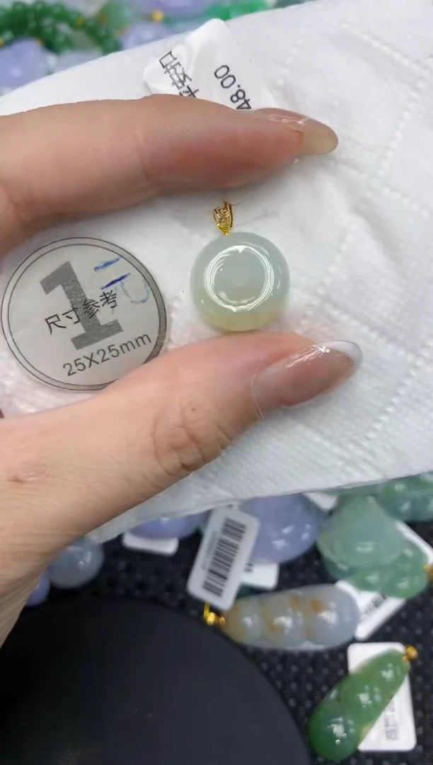 颈饰18K金镶嵌翡翠1111111